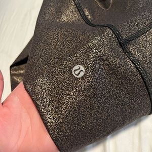 Lululemon Wunder Under High rise pants.